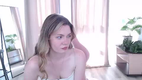 Alice online show from June 20, 1:39 pm