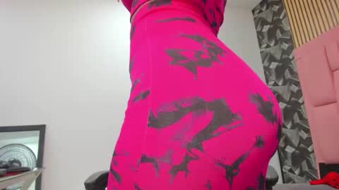 Snapshot of alice_rouusse chatting on September 18, 12:20 pm alice_rouusse online show from September 18, 12:20 pm