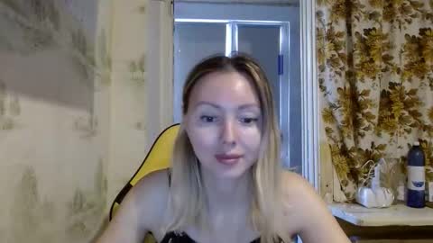 Alice smiles online show from April 6, 5:08 am