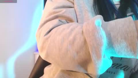 Alice online show from November 3, 5:58 pm