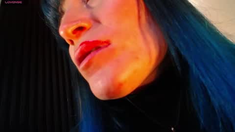 Alice online show from April 17, 9:50 pm