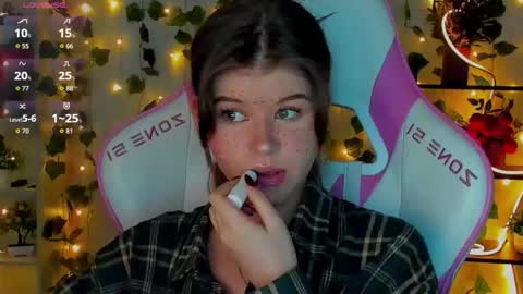 Alice online show from February 28, 6:45 pm