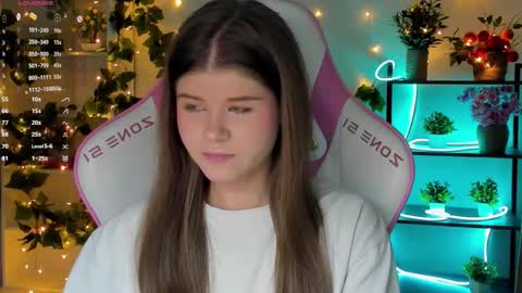 Alice online show from September 25, 10:06 pm