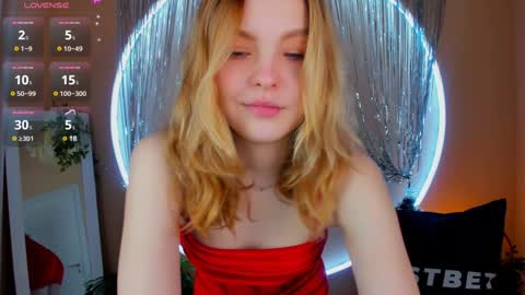 Alice  online show from December 27, 1:50 pm