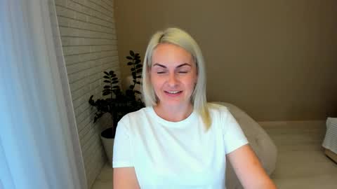 Alicee online show from September 12, 2:41 pm