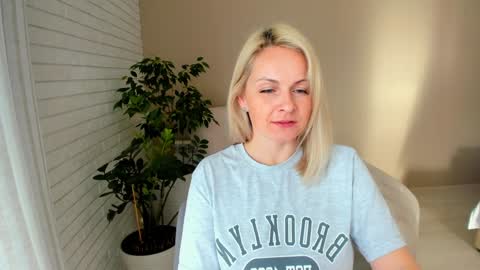 Alicee online show from February 3, 10:58 am