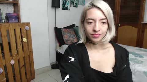 alicee_logan_ online show from March 31, 3:07 am