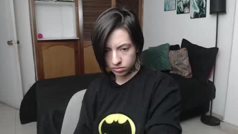 alicee_logan_ online show from December 4, 2:11 am