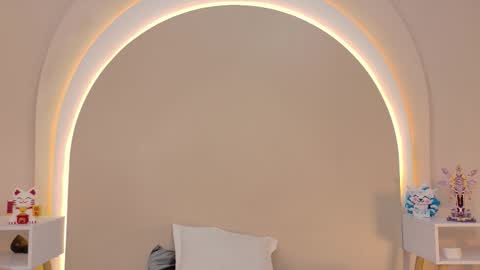 alice online show from March 21, 3:17 pm