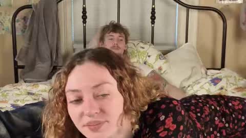 AliceInAceland online show from October 12, 10:33 pm