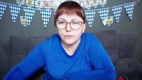 Snapshot of aliceinks chatting on September 27, 6:11 am AliceInks online show from September 27, 6:11 am
