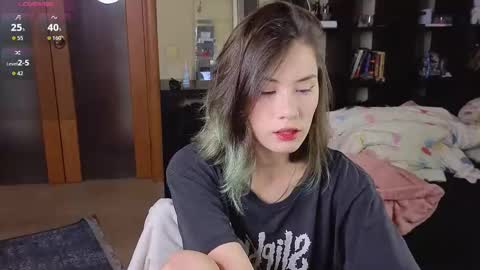 Alice  vacation  online show from October 1, 11:58 pm