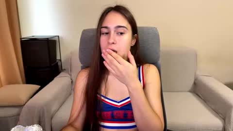 alicekollt online show from November 12, 9:55 am