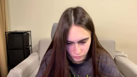 alicekollt online show from April 12, 8:35 pm