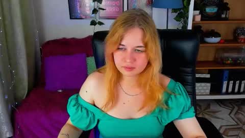 Alice online show from November 2, 3:45 pm