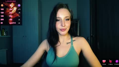 Alice online show from March 28, 7:04 pm