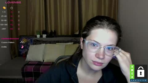 Alicia online show from September 28, 6:17 pm