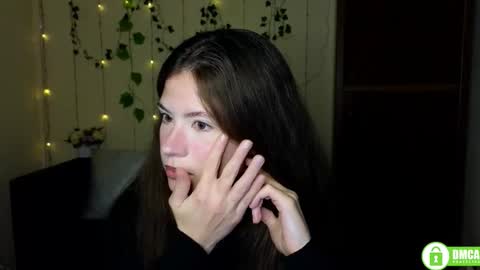 Alicia online show from November 17, 12:41 pm