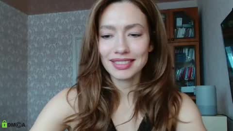 Alicia online show from December 15, 7:26 am