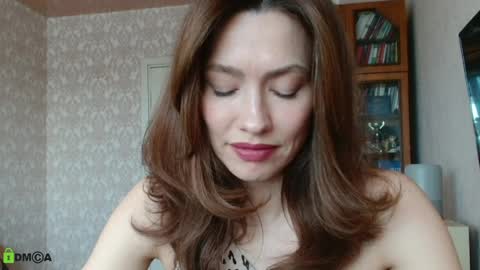 Alicia online show from March 29, 12:51 pm