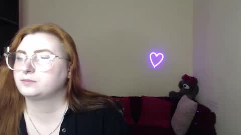 Alicia online show from April 5, 5:26 am