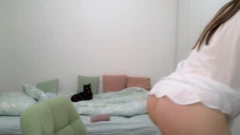 alicianoveli online show from February 7, 12:28 pm