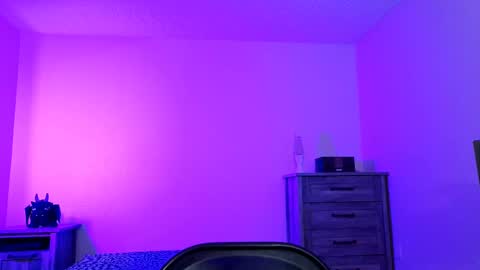 Alicia Hebi online show from September 26, 2:30 am