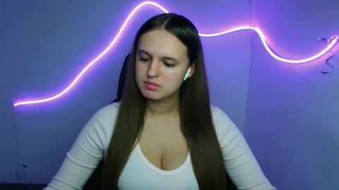 Alicie online show from October 3, 2:47 pm