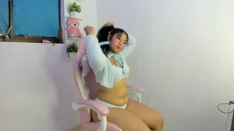 luisa online show from October 11, 4:06 am