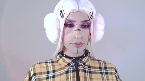     online show from February 14, 4:37 am