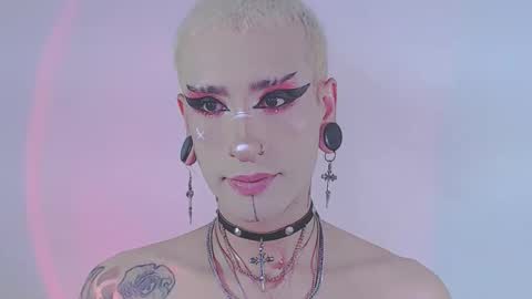     online show from January 17, 11:24 pm