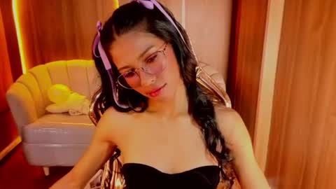 alina_b_ online show from July 25, 8:07 pm