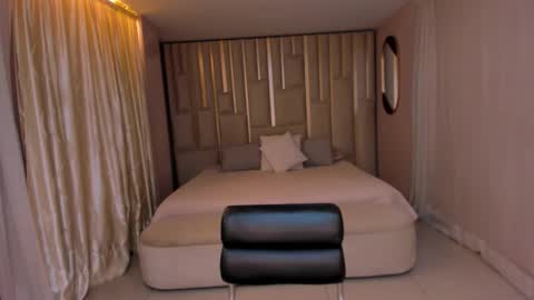 alinakravitz_ online show from September 24, 12:01 pm