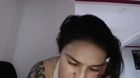 alipetite online show from June 16, 11:09 pm