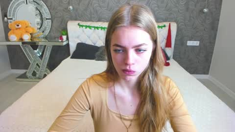 alisa_glamur online show from January 5, 11:26 am