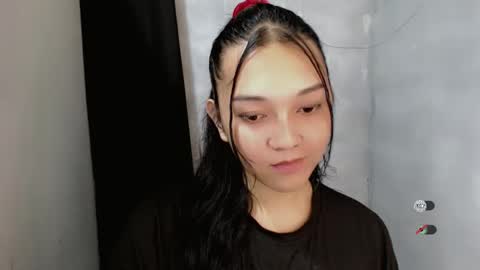 Shanti xhey online show from October 17, 8:13 pm