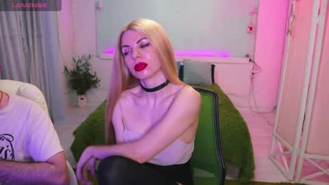 Alisa Aleks online show from April 16, 9:39 pm