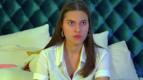 AlisaVersailles online show from October 6, 4:36 pm