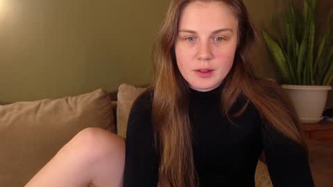 alisaxxxshy online show from January 10, 11:50 pm