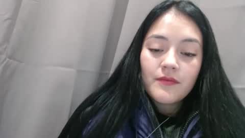 alisha_9997 online show from November 19, 9:35 pm