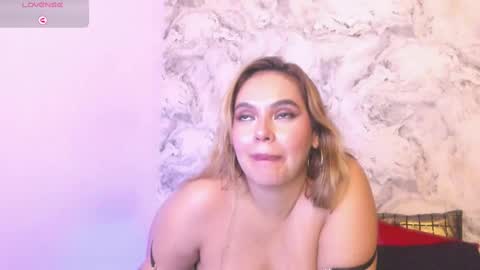 Snapshot of alisha_indira_ chatting on February 24, 7:22 am Andrea online show from February 24, 7:22 am