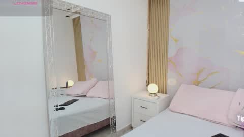 Alisha online show from September 28, 12:47 pm