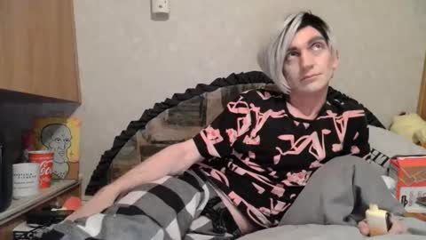 Alisha online show from March 22, 8:29 am