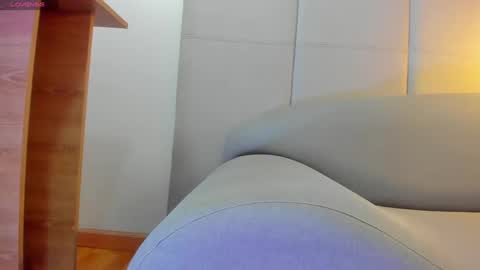 Snapshot of alishapalmer chatting on January 18, 4:10 pm online show from January 18, 4:10 pm