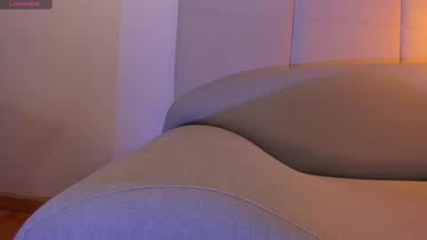 Snapshot of alishapalmer chatting on February 10, 6:56 pm online show from February 10, 6:56 pm