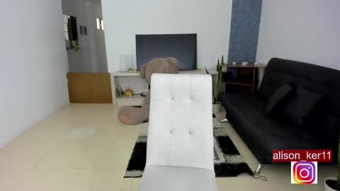 Sofias house online show from December 12, 11:39 am