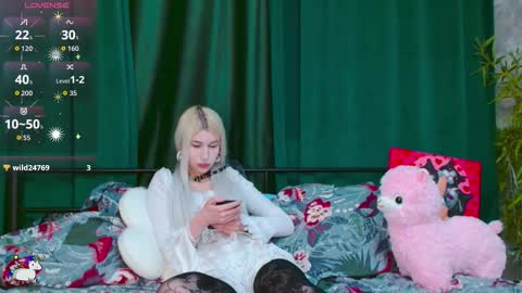 Alison online show from March 5, 1:31 pm