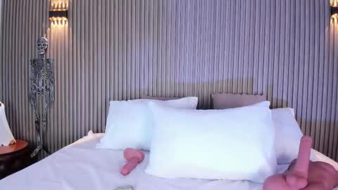 Alison  online show from October 22, 5:58 pm