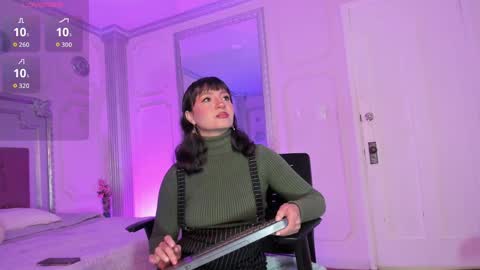 Alison Fishert online show from September 15, 12:39 pm