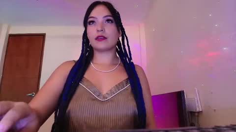 Alissa online show from November 5, 2:08 pm